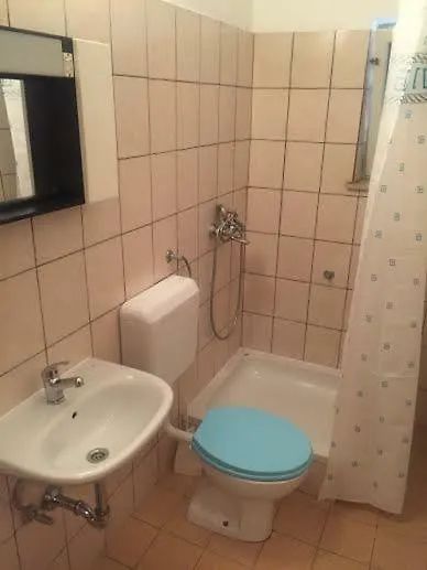 Jure Erceg Apartment Starigrad Paklenica 0*,